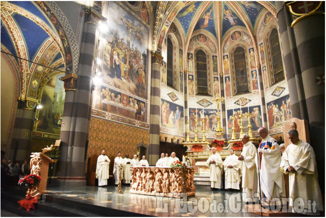 Pinerolo:  Messa dei Popoli in Cattedrale