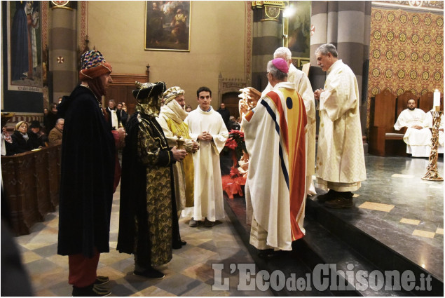 Pinerolo:  Messa dei Popoli in Cattedrale