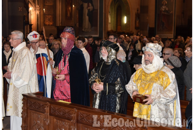 Pinerolo:  Messa dei Popoli in Cattedrale