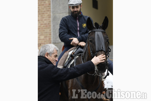 Chiamparino sui luoghi dell&#039;alluvione, incontro con i parenti di Sergio Biamino