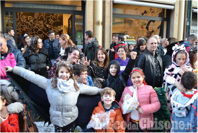 Nichelino: Carnevale da record, oltre 26mila i partecipanti