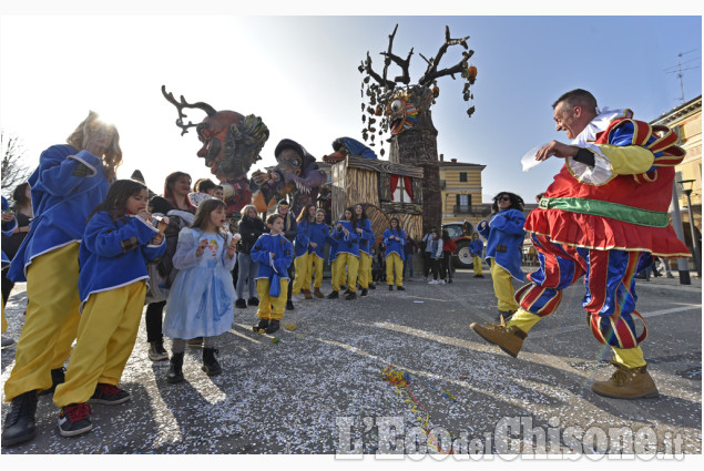 Luserna: Carnevale in piazza