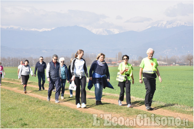 Pinerolo, in più di 600 alla Lions Walk