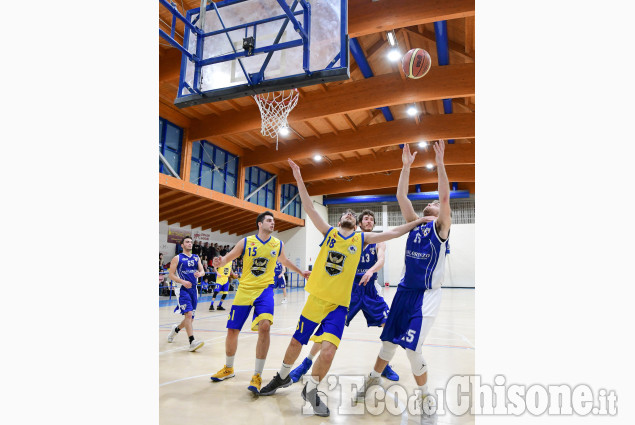 Basket C Silver,l&#039;Oasi s&#039;arrende alla verve pinerolese