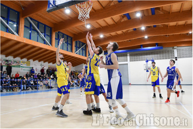 Basket C Silver,l&#039;Oasi s&#039;arrende alla verve pinerolese