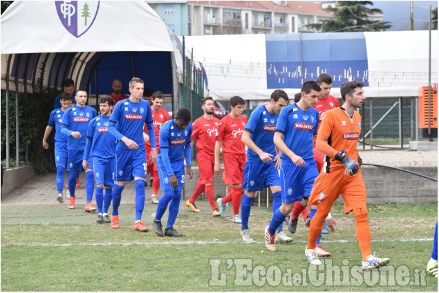 Calcio Eccellenza: Pinerolo ferma la capolista Fossano