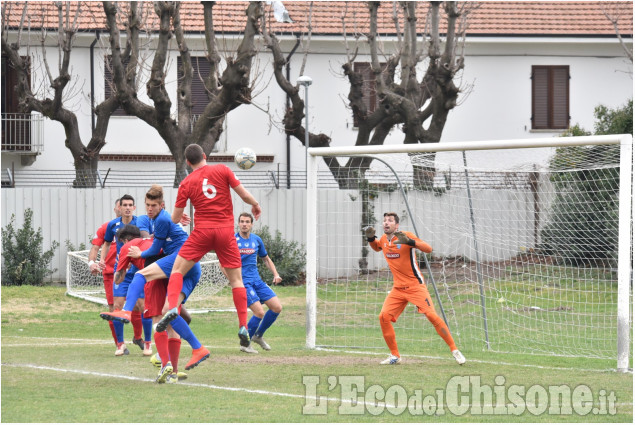 Calcio Eccellenza: Pinerolo ferma la capolista Fossano