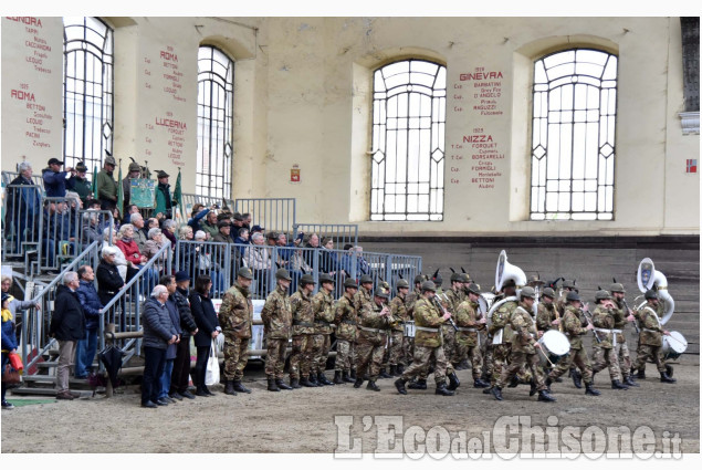 Pinerolo: La Fanfara della Brigata Alpina alla Cavalerizza