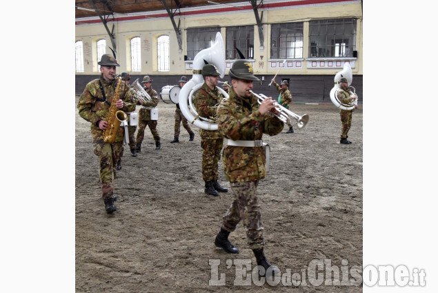 Pinerolo: La Fanfara della Brigata Alpina alla Cavalerizza