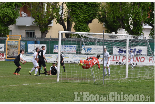 Calcio Eccellenza: Pinerolo stende la già retrocessa Cheraschese. 