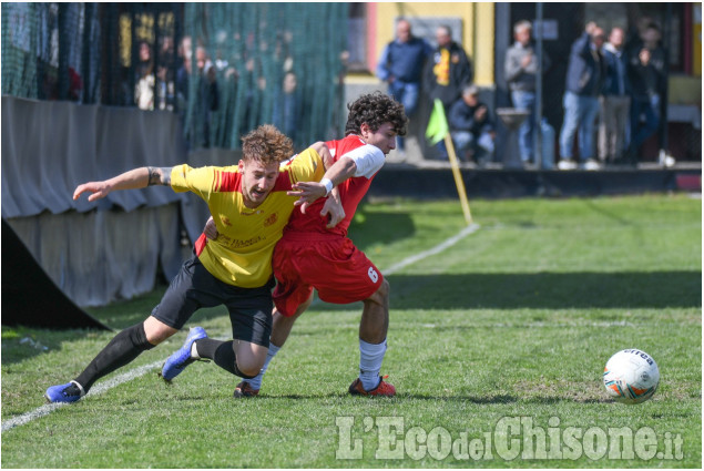 Calcio Promozione: termina senza gol la sfida tra Cavour e PiscineseRiva.