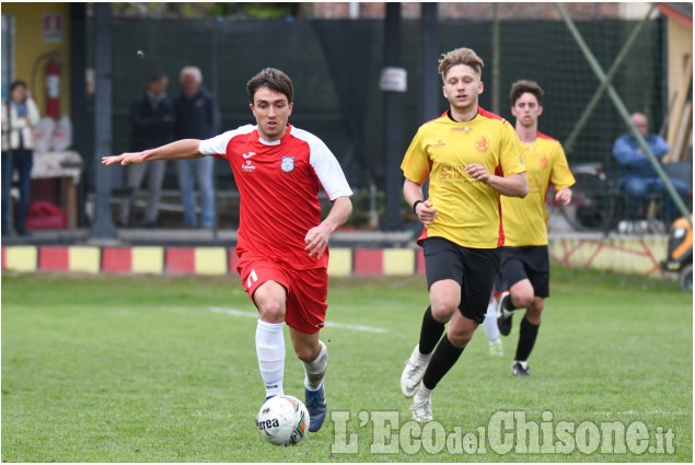 Calcio Promozione: termina senza gol la sfida tra Cavour e PiscineseRiva.