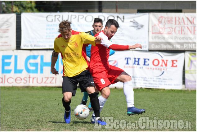 Calcio Promozione: termina senza gol la sfida tra Cavour e PiscineseRiva.