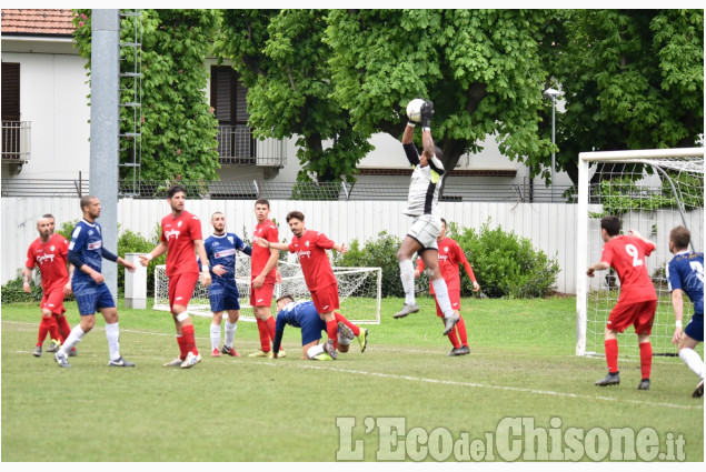 Calcio Eccellenza,  Pinerolo e Chisola 