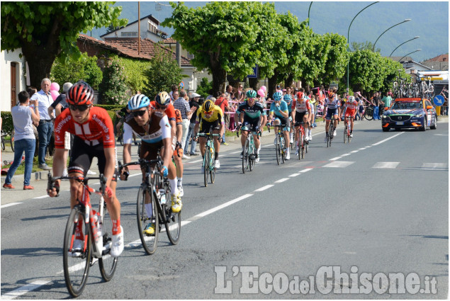 Il passaggio del Giro d&#039;Italia a Bagnolo (tappa Cuneo-Pinerolo)