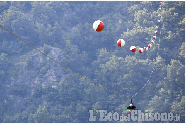 Volo del Dahu: le immagini dei primi voli nel cielo di Pomaretto