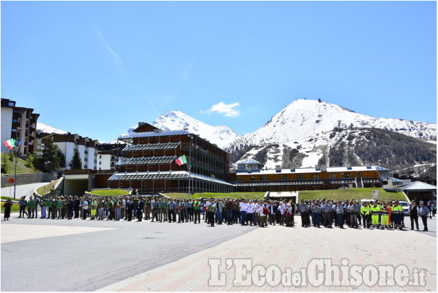 Alpini in marcia da Pragelato a Sestriere