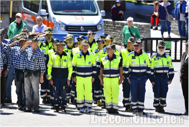 Alpini in marcia da Pragelato a Sestriere