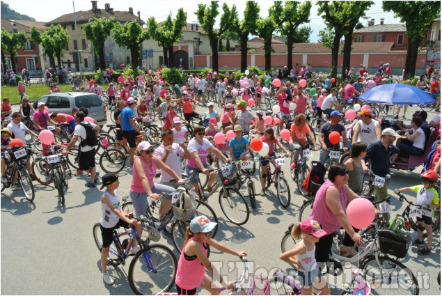 Cavour: Per i 40 anni la pedalata in rosa