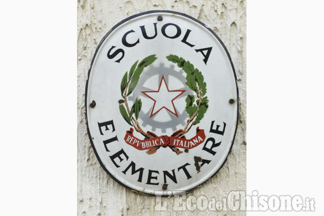 Scuola di Inverso Pinasca: festa per l&#039;ultimo giorno
