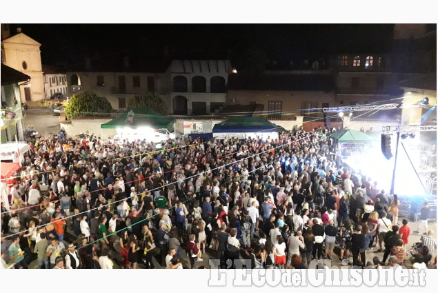 Castagnole: un pienone alla rievocazione storica e festa delle Pro Loco