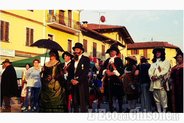 Castagnole: un pienone alla rievocazione storica e festa delle Pro Loco