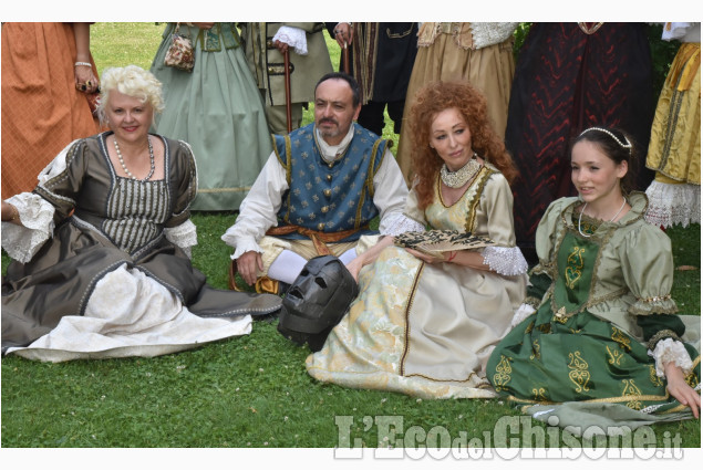 Osasco: visite al Castello con l&#039;Associazione culturale&quot; Maschera di Ferro&quot;