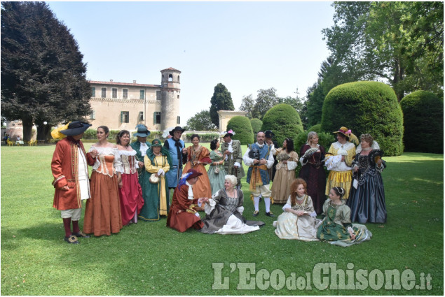 Osasco: visite al Castello con l&#039;Associazione culturale&quot; Maschera di Ferro&quot;