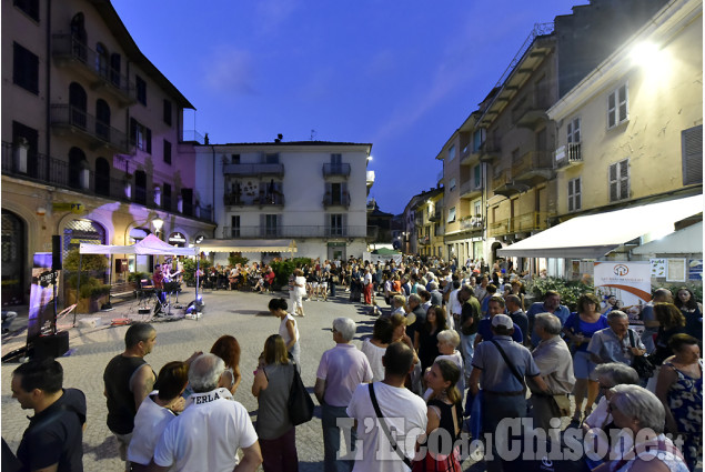 Torre Pellice, il popolo delle Mezze notti bianche