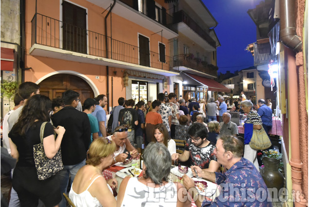 Torre Pellice, il popolo delle Mezze notti bianche