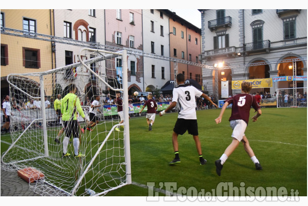 Pinerolo: Il torneo di calcio a5 organizzato da To Make Eventi