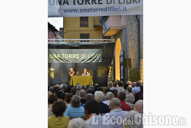 Immagini da Una Torre di libri 2019