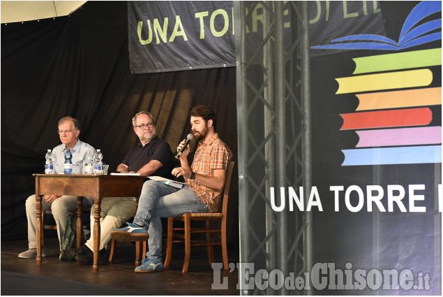 Immagini da Una Torre di libri 2019