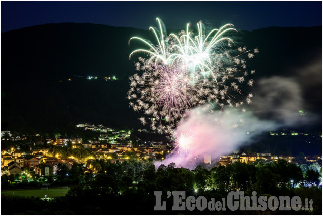 Villar Perosa: la magia dei fuochi d&#039;artificio