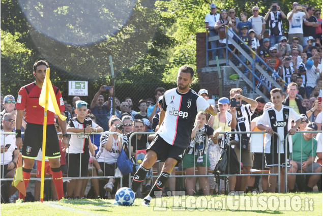 Calcio la Juventus a Villar Perosa