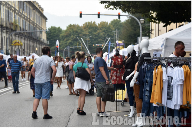 Pinerolo, musica e shopping