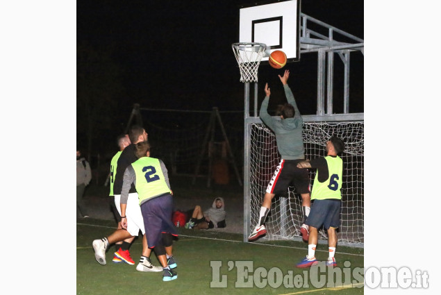 Vinovo: la lunga notte del basket