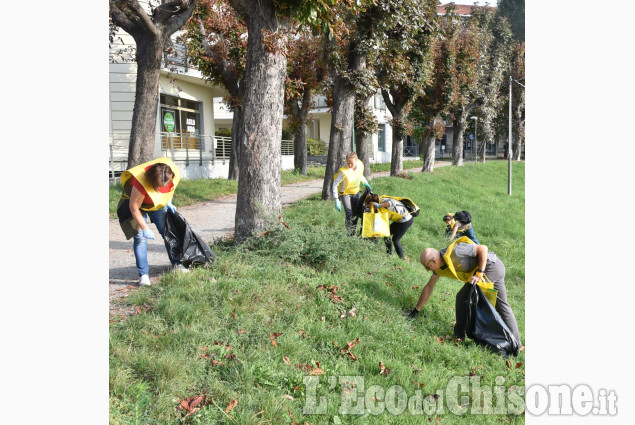 Pinerolo, con Legambiente corvee in piazza d&#039;Armi 