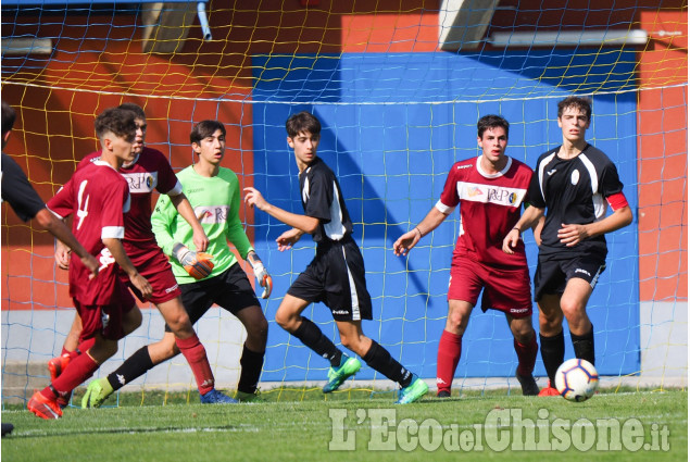 Calcio Under 19 locali: Villar resta al comando 