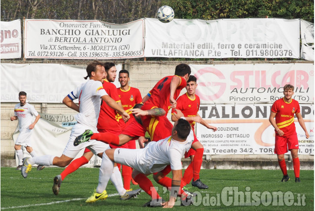 Calcio Promozione: Cavour travolge Villafranca 