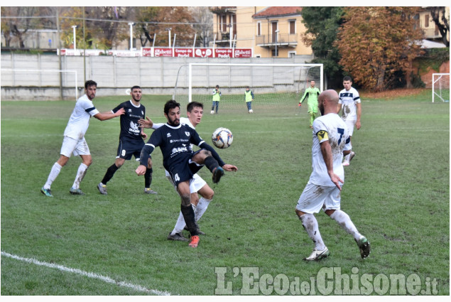 Calcio: Derthona beffa Pinerolo nel recupero in un match spettacolare