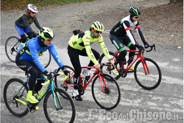 Osasco: Pedalata di fine anno con Jacopo Mosca