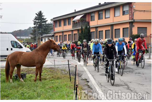 Osasco: Pedalata di fine anno con Jacopo Mosca