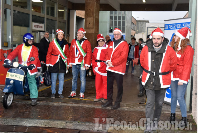 Pinerolo: Babbi Natale in moto