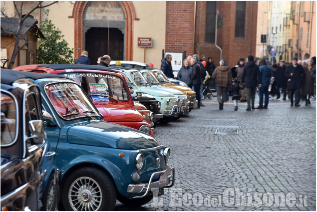 Pinerolo, la parata delle 500