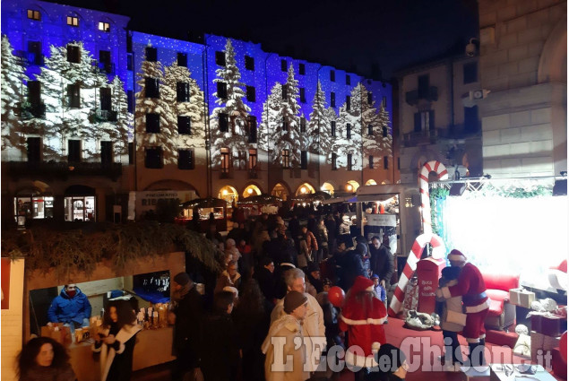 La magia del Natale in piazza San Donato