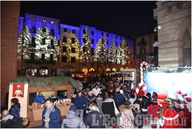 La magia del Natale in piazza San Donato
