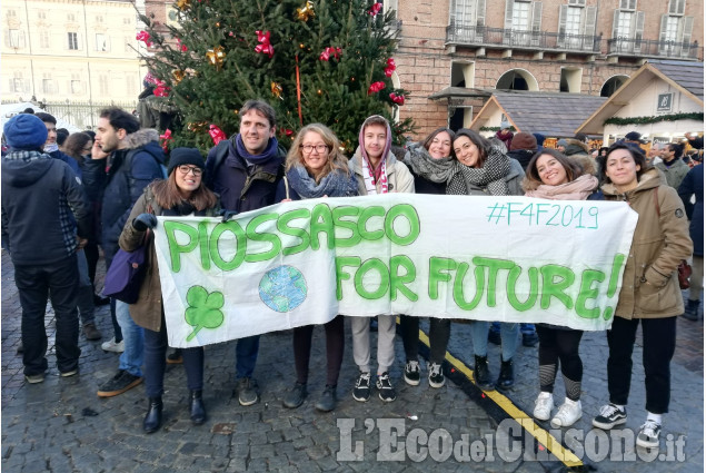 I Fridays for future del Pinerolese: tutti con Greta in Piazza Castello