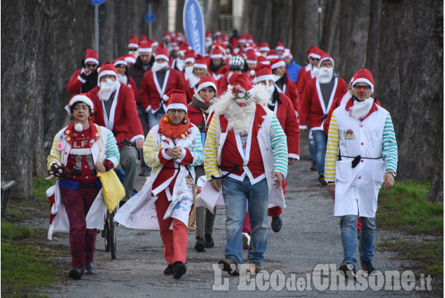 Pinerolo: I Babbi Natale in Pediatria