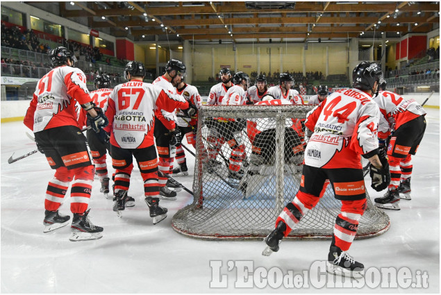 Hockey ghiaccio, la voglia di vincere della Valpeagle contro Bressanone 